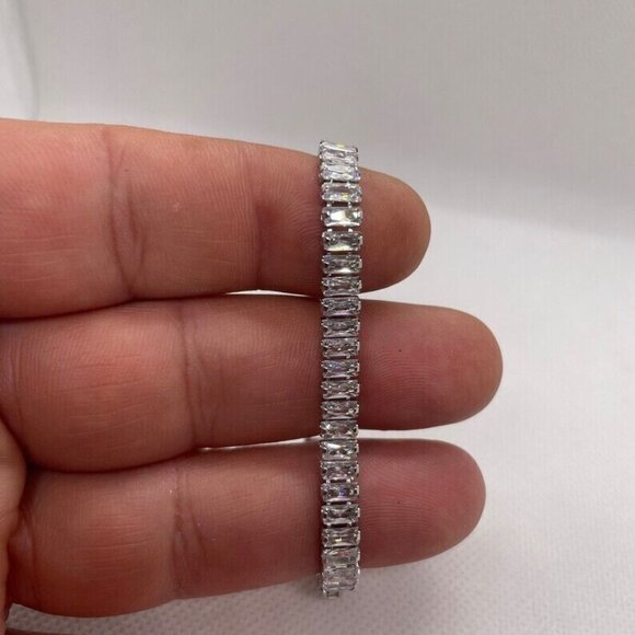 Tennis bracelet baguette cut simulated lab diamonds 925 sterling 7” long - Picture 3 of 6